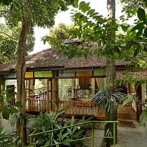 Jaktstuga Ambong Rainforest Retreat, Pantai Cenang (Langkawi)